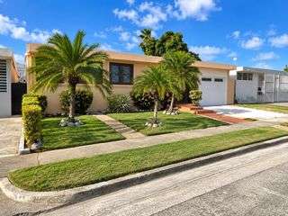 Urb. Jardines Fagot, Casa en Ponce