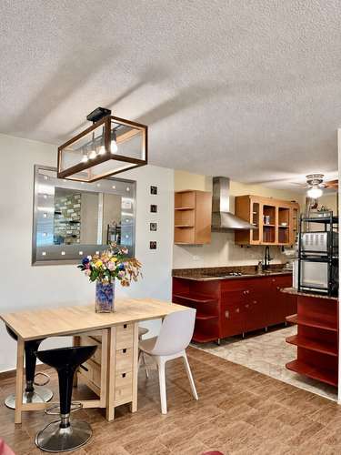 First Floor / Just Bring Your Suitcases! Furnished and Equipped Apartment at Laguna Gardens II