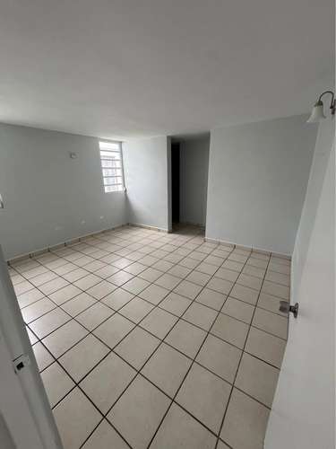Casa en Puerto Real, Cabo Rojo: placas solares y mantenimiento incluido