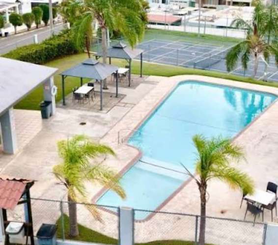 Casa en Puerto Real, Cabo Rojo: placas solares y mantenimiento incluido