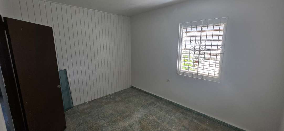 Calle Yaguer, Casa en Guanica