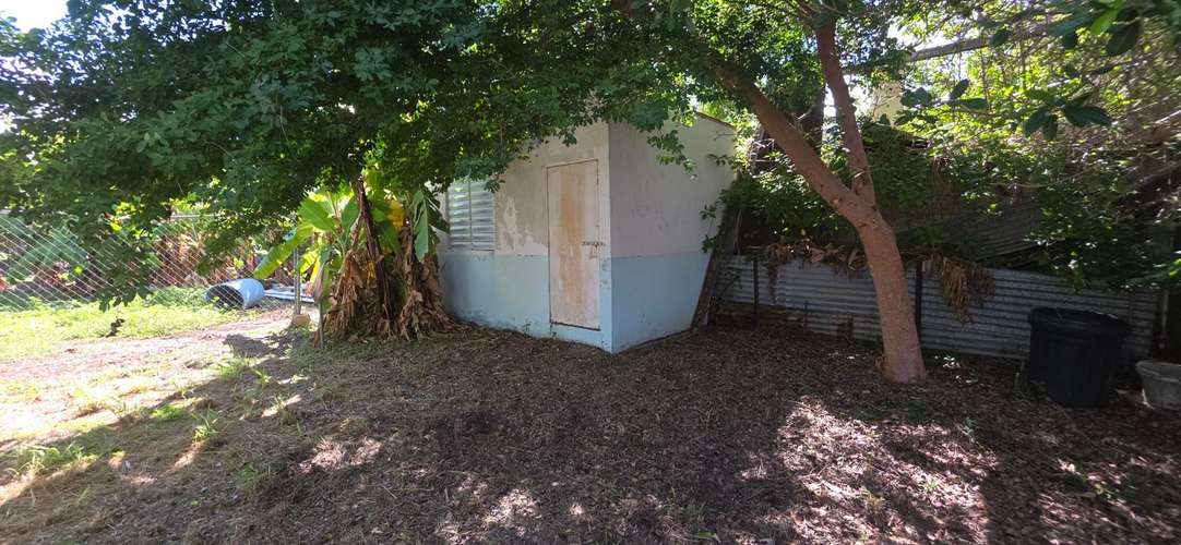 Calle Yaguer, Casa en Guanica