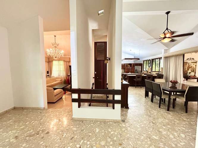 Urb. Preciosas Vistas Del Lago - Toa Alta