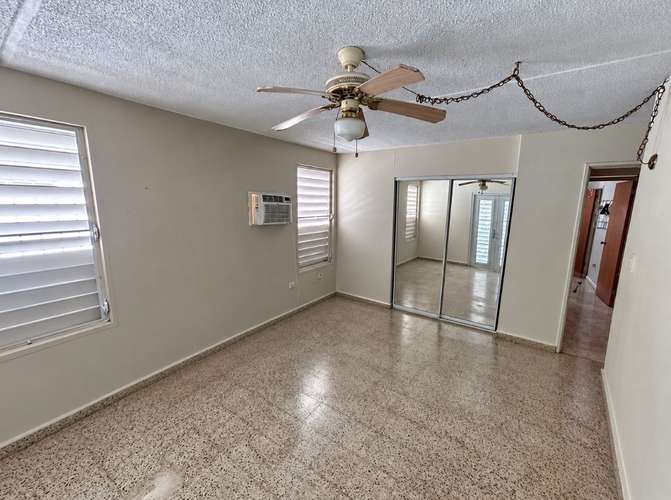Urb. El Señorial, Casa en San Juan - Imagen 11