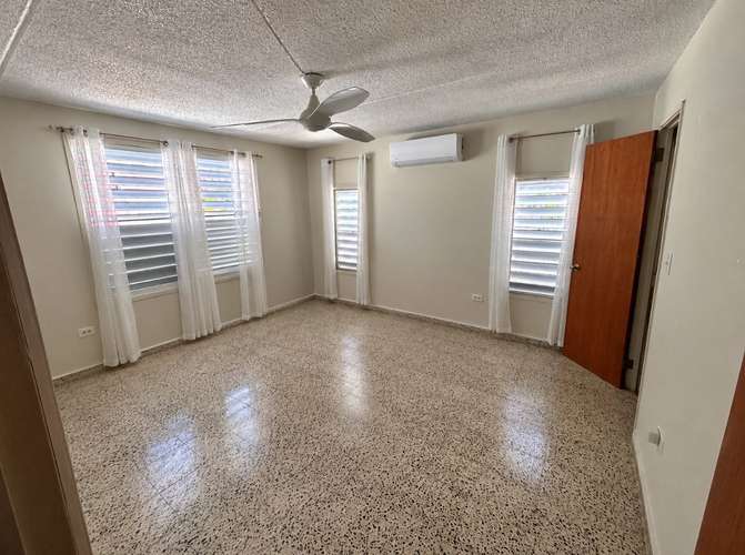 Urb. El Señorial, Casa en San Juan - Imagen 12