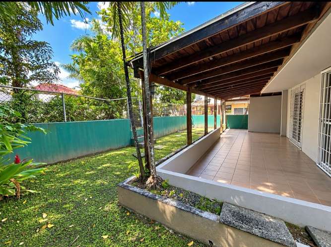 Urb. El Señorial, Casa en San Juan - Imagen 16