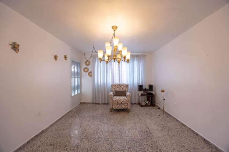 Urb. Ext. Bella Vista, Casa en Aibonito - Imagen 9
