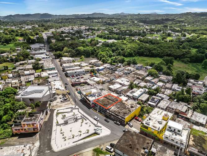 Calle Jose Celso Barbosa, Edificio en Las Piedras - Imagen 2