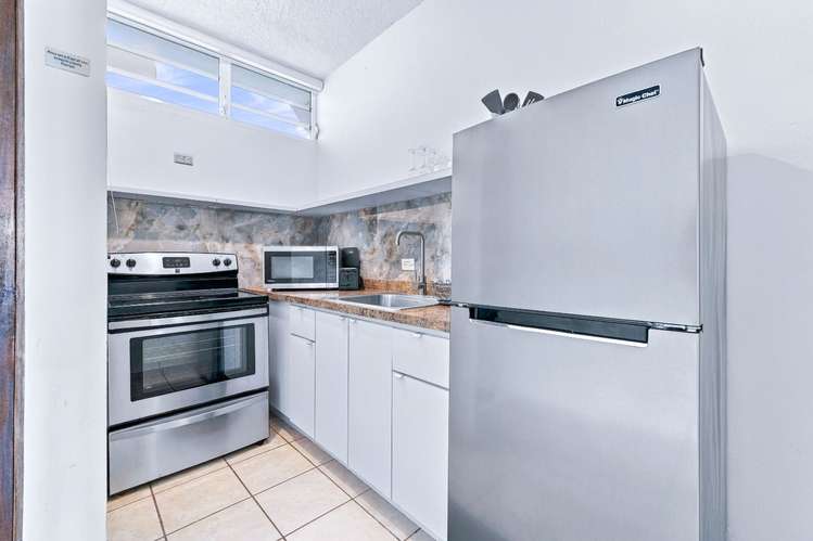 Cond. Pelican Reef, Apartamento en Rincon - Imagen 3