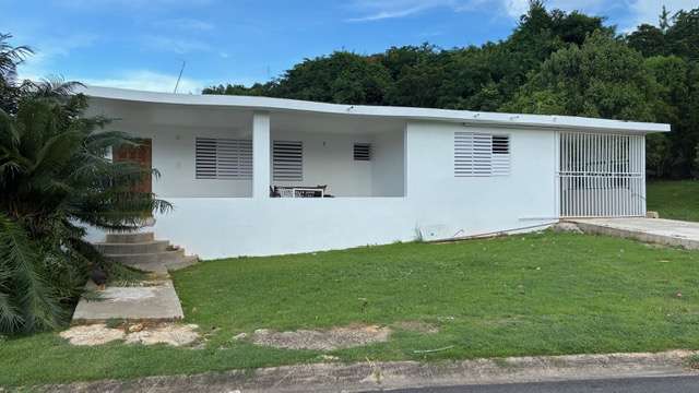 ARECIBO URB LLANOS ASHLEY - Imagen 2