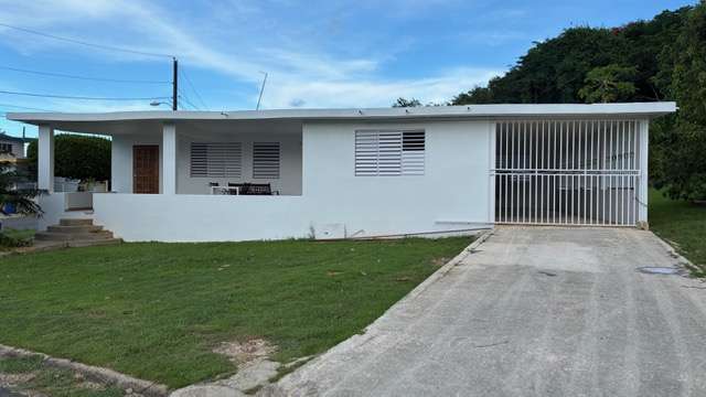 ARECIBO URB LLANOS ASHLEY