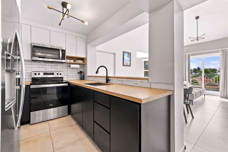 Cond. Palmas Doradas, Apartamento en Humacao