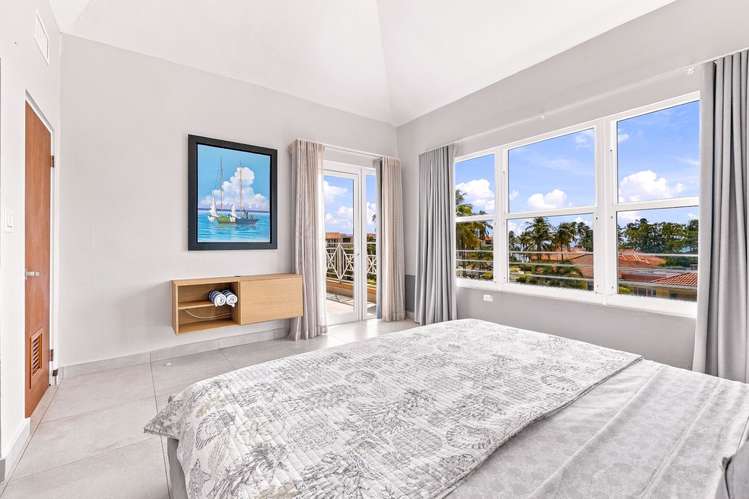 Cond. Palmas Doradas, Apartamento en Humacao
