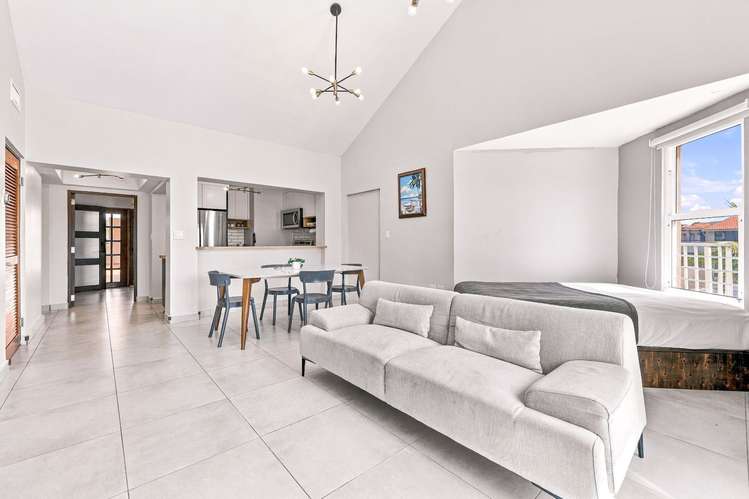 Cond. Palmas Doradas, Apartamento en Humacao