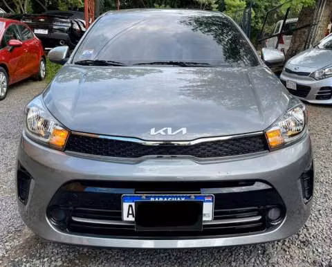 Kia Soluto 2022 motor 1.0 naftero mecánico