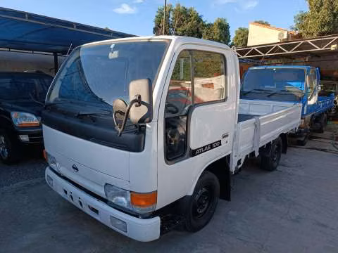 Nissan Atlas 1997 diésel mecánico
