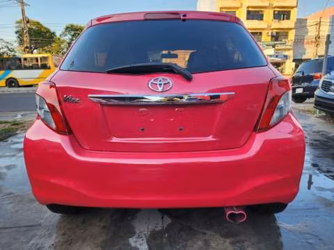 Toyota New Vitz 2013 motor 1.4 naftero automático - Imagen 2