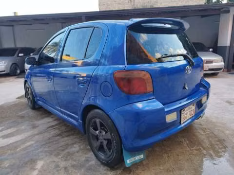 Toyota Vitz RS 2001 - Imagen 3