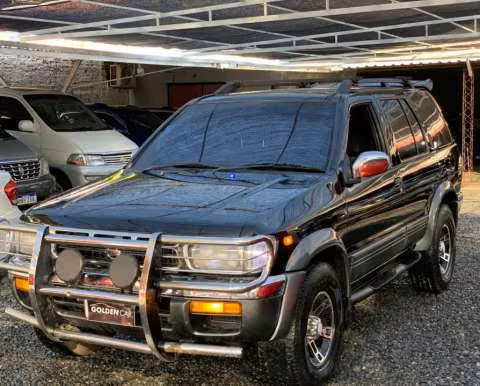 Nissan Terrano 1997 motor td27 diésel automático 4x4