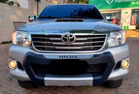 Toyota Hilux SRV 2014 motor 3.0 turbo diésel mecánico 4x4 - Imagen 2