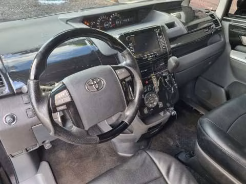 Toyota Voxy serie S 2008 naftero automático - Imagen 3