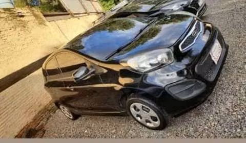 Kia Picanto 2012 motor 1.0 naftero automático