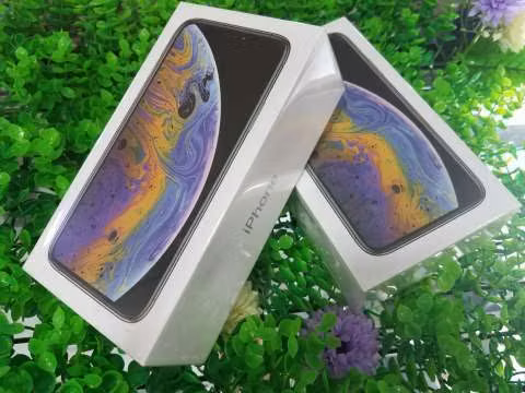iPhone XS de 256 gb en caja