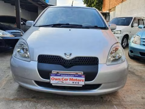 Toyota Vitz 2001 naftero automático