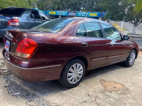 Nissan Bluebird Sylphy 2005 motor 1.8 naftero automático