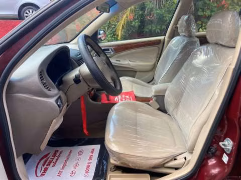 Nissan Bluebird Shylphy 2005 motor 1.8 naftero automático