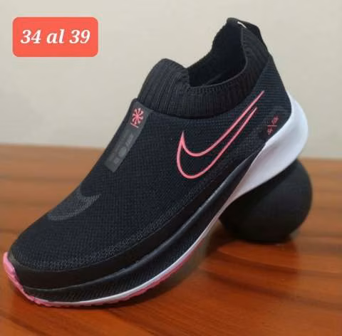 Calzado deportivo Nike sin cordón para dama - Imagen 2