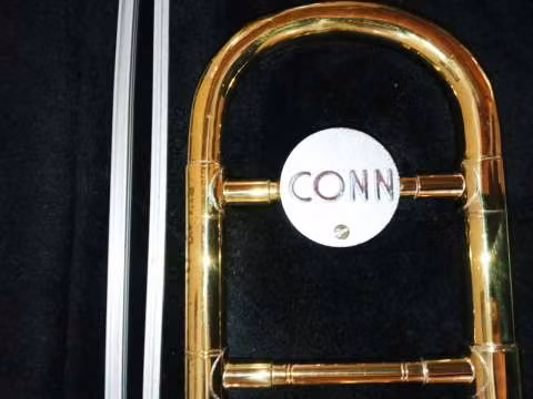 Trombón a vara Conn