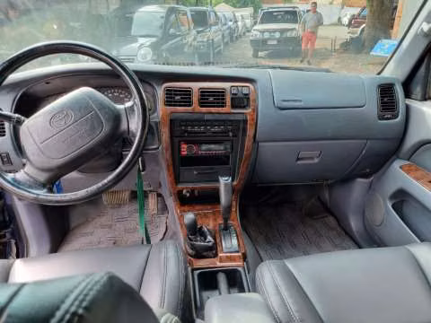 Toyota Hilux Surf 1997 diésel automático 4x4
