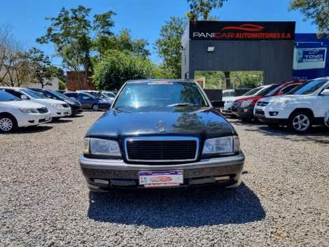 Mercedes Benz C motor 2.3 naftero automático