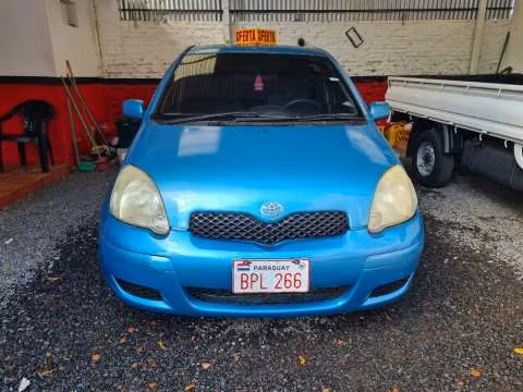 Toyota Vitz 2002 motor 1.3 naftero automático 4x2 - Imagen 2