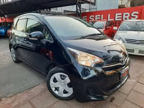 Toyota New Ractis 2011 motor 1.5 naftero automático