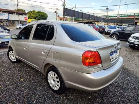 Toyota New Platz 2004 motor 1.5 naftero automático - Imagen 2