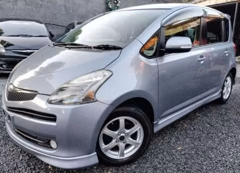 Toyota Ractis 2007