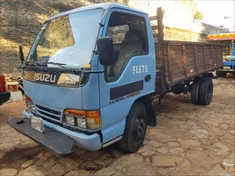 Isuzu NKR55L-