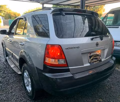 Kia Sorento 2004 - Imagen 2