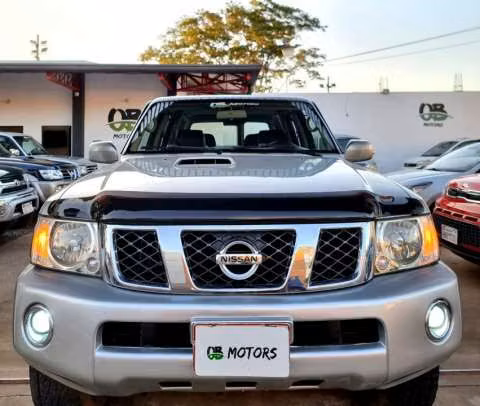 Nissan Patrol 2006 motor 3.0 turbo diésel intercooler automático