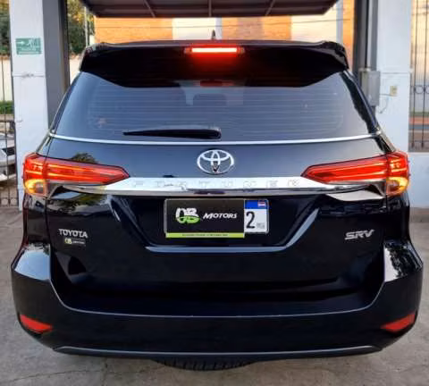 Toyota Fortuner 2017 - Imagen 2