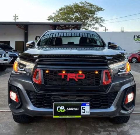 Toyota Hilux Limited TRD 2019