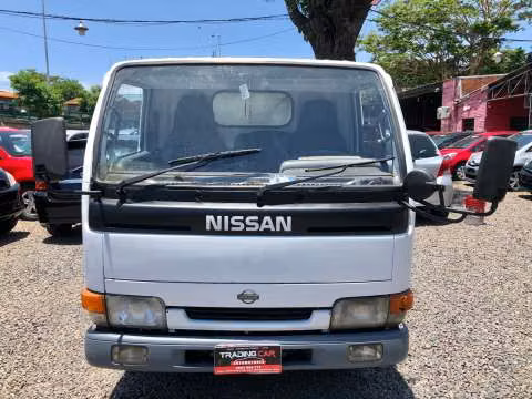 Nissan Atlas 1995