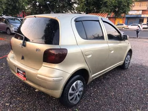 Toyota Vitz 2003 - Imagen 2