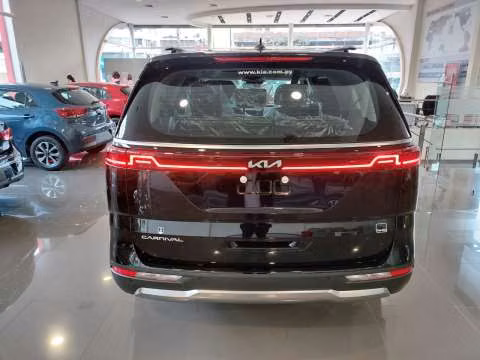 Kia New Carnival 2.2 EX automático Limited ejecutivo 7 pasajeros 2023 - Imagen 3