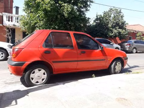 Ford Fiesta 2000 diésel