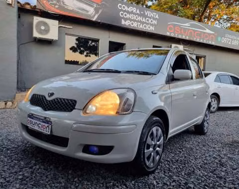 Toyota Vitz 2003