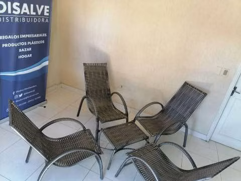Sillas de rattan en juego - Imagen 2