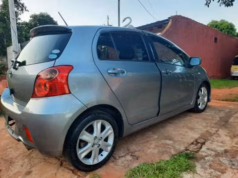 Toyota New Vitz RS 2005 motor 1.5 naftero automático - Imagen 3